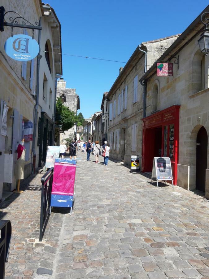 شقة Les Logis Des Vignobles Sainte Emilion En Duplex N 3 Avec Terrasse المظهر الخارجي الصورة
